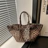 Fashion Leopard Wings Handbag 2025 New Large Capacity Trend Leisure Commuting Brand Luxury Underarm Shoulder Tote Bag For Women