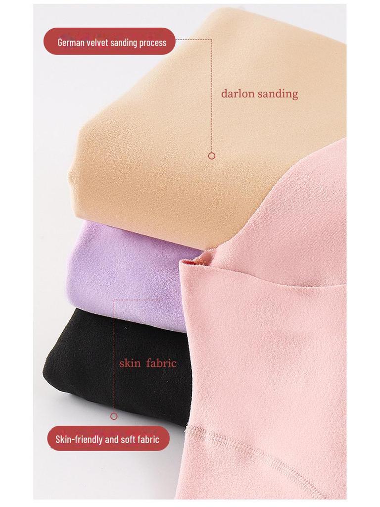 Cozy Seamless Velvet Women's Thermal Underwear Set - Autumn/Winter.