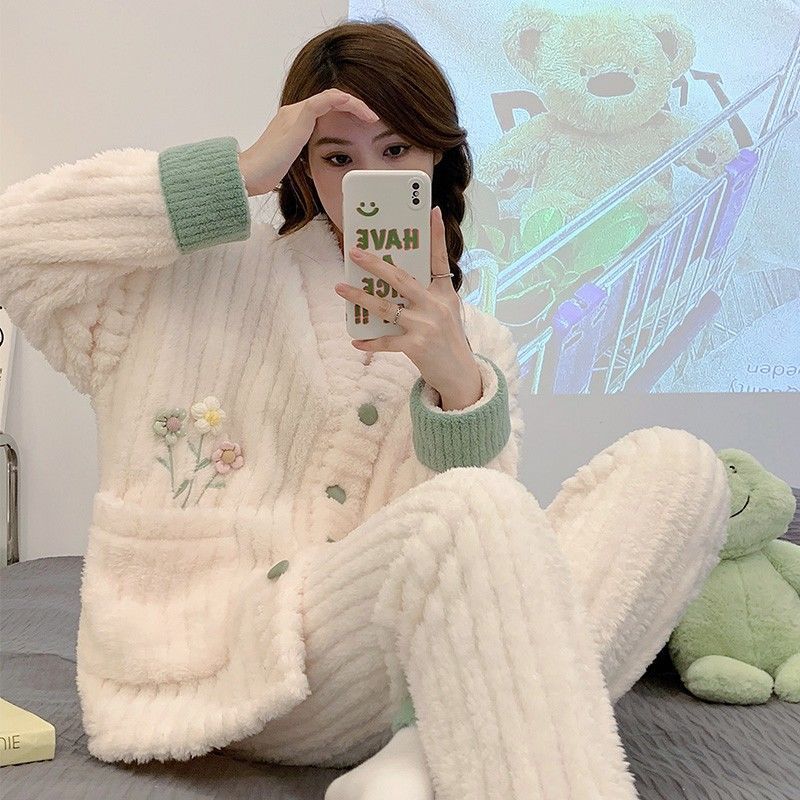 Maiden Flannel Pajamas Female Autumn Winter New Style Sweet Cardigan Can Be Worn Outside Coral Fleece Loungewear Set Pajamas