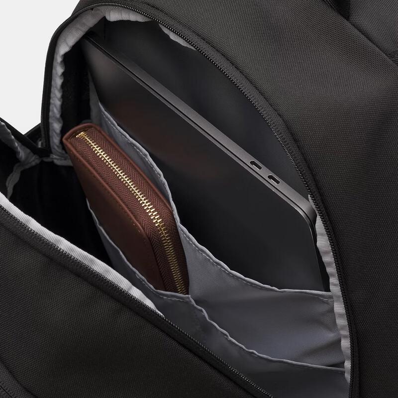 Under Armour Рюкзак для тренировок на открытом воздухе