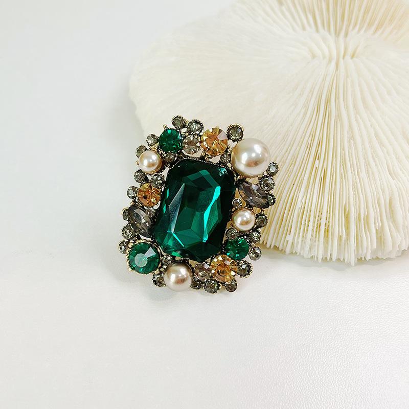 Женская модная классическая квадратная брошь с жемчугом и кристаллами, роскошные винтажные значки со стразами, женские ретро-пальто, булавки для одежды, ювелирные изделия в подарок