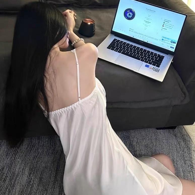 Сексуальная женская летняя тонкая атласная ночная рубашка на бретельках из ледяного шелка, стиль чистой страсти, с нагрудной чашкой, домашняя одежда