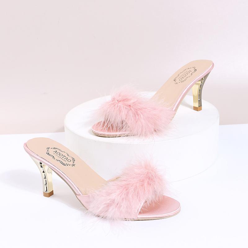 Classic Slides Slippers for Women Casual Strange High Heels Shoes for Women Solid Fur Leather Slip On Summer Slippers Plus Size