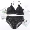 Женские кружевные комплекты бюстгальтеров Бесшовное нижнее белье Без спинки Жилет Сексуальные трусики С подкладкой Ультратонкий бралетт Женский