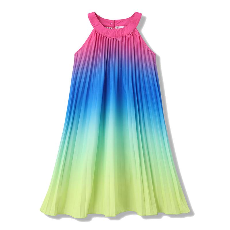 Стильные весенне-летние семейные наряды: Платья для матери и сына и матери и дочери