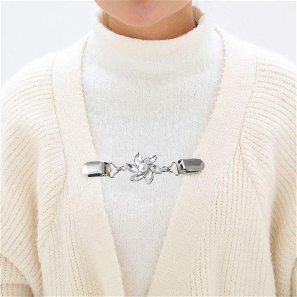 Fashion Gift Charm Shiny Rhinestone Blouse Collar Pin Brooches Women Shawl Clip Cardigan Duck Clip