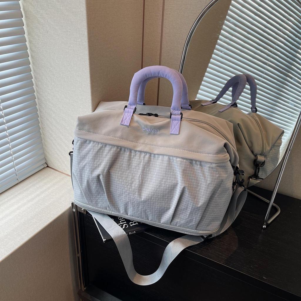 Вместительная дорожная сумка-трансформер — легкая сумка через плечо для деловых поездок и спортзала.