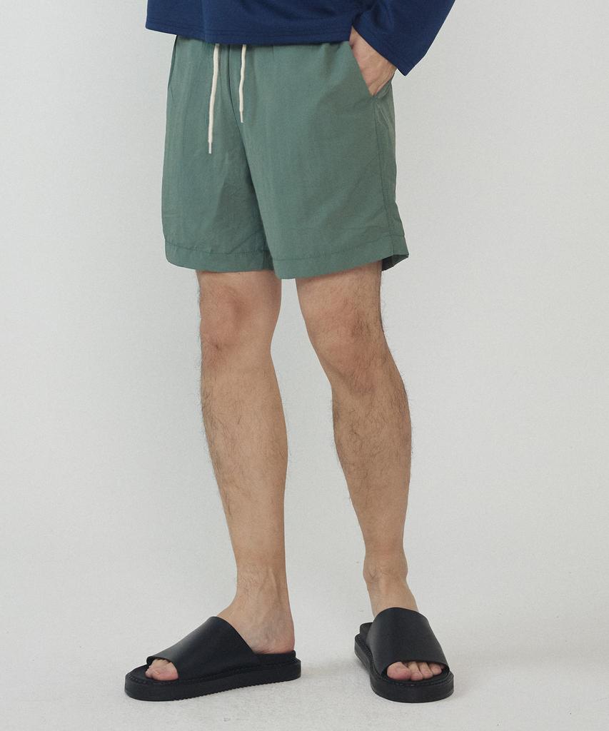 ANALOG MOOD Standard Nylon Shorts (Khaki)