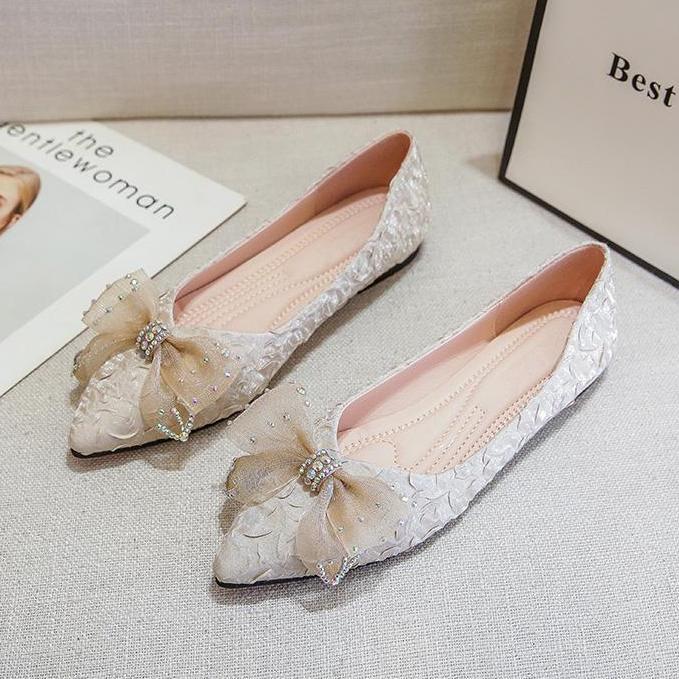 Модные туфли-лодочки со стразами и бантом для женщин, весна и осень, слипоны, женские балетки, дешевая акция, тренд, элегантные туфли для платья