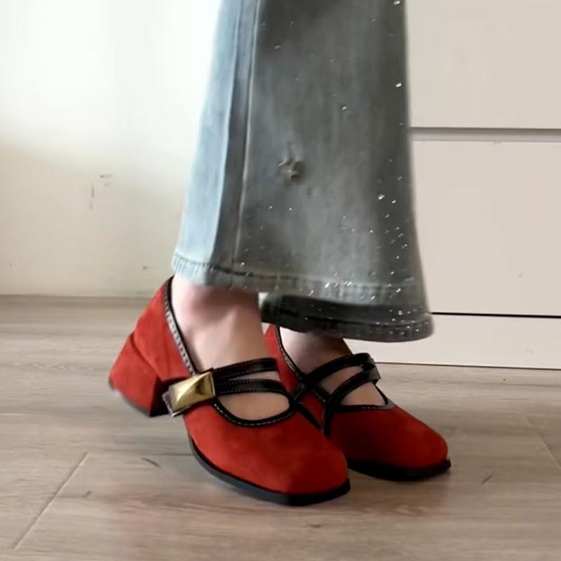 Квадратная головка толстый каблук красные одинарные туфли женские 2025 новые французские ретро Мэри Джейн высокие каблуки не надоели