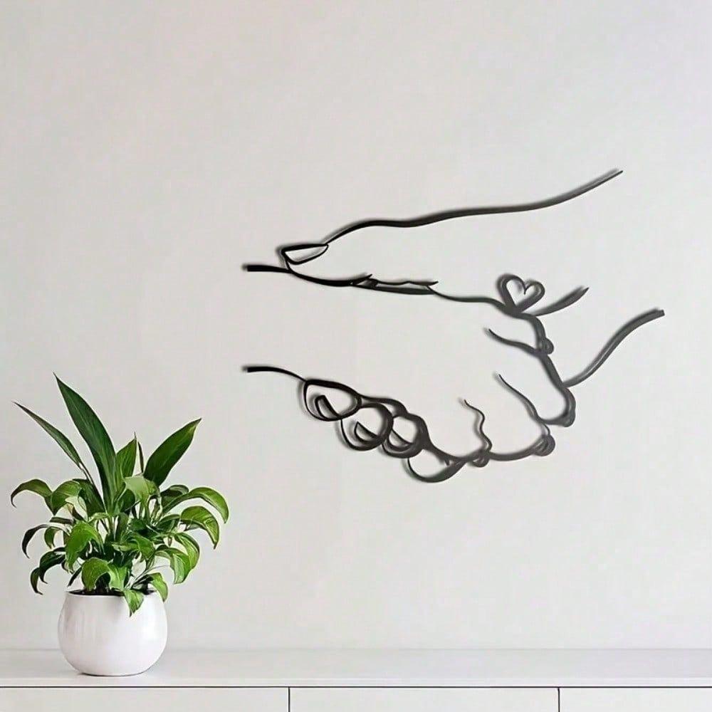 1 Piece Of Simple Metal Wall Art - With A Design Of Hands Holding Each Other And Heart-Shaped Accents.