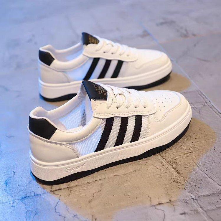 Little White Shoes Women's 2025 Spring and Summer New Net Shoes Versatile Breathable Mesh Flat Baseplate Shoes Foreign Casual Women's Shoes