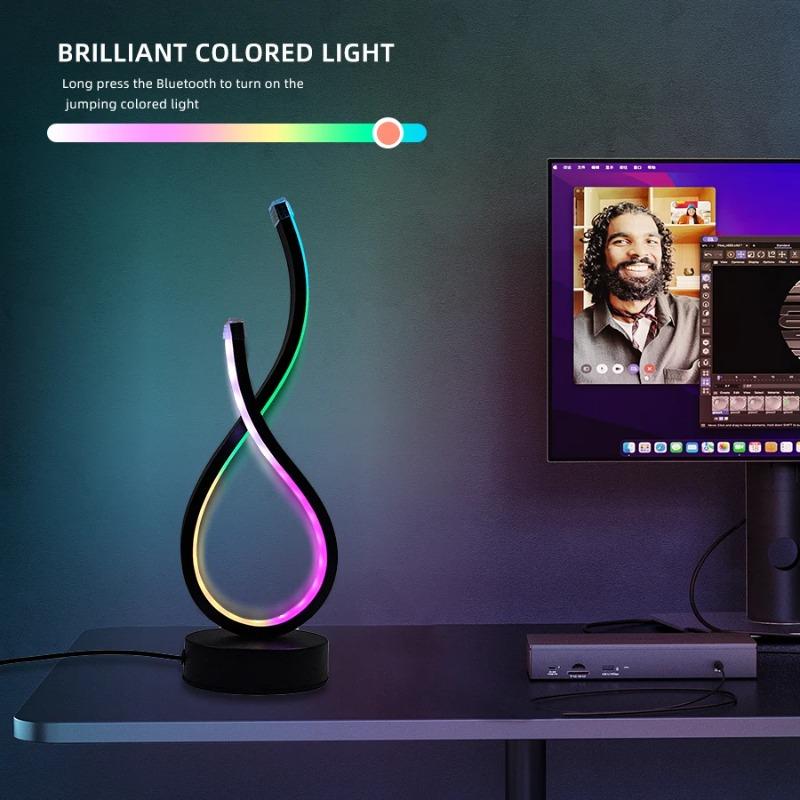 2026 Светодиодная настольная лампа для спальни прикроватная RGB цветная креативная декоративная mood в форме сердца винная светодиодная настольная лампа-бар питание от USB