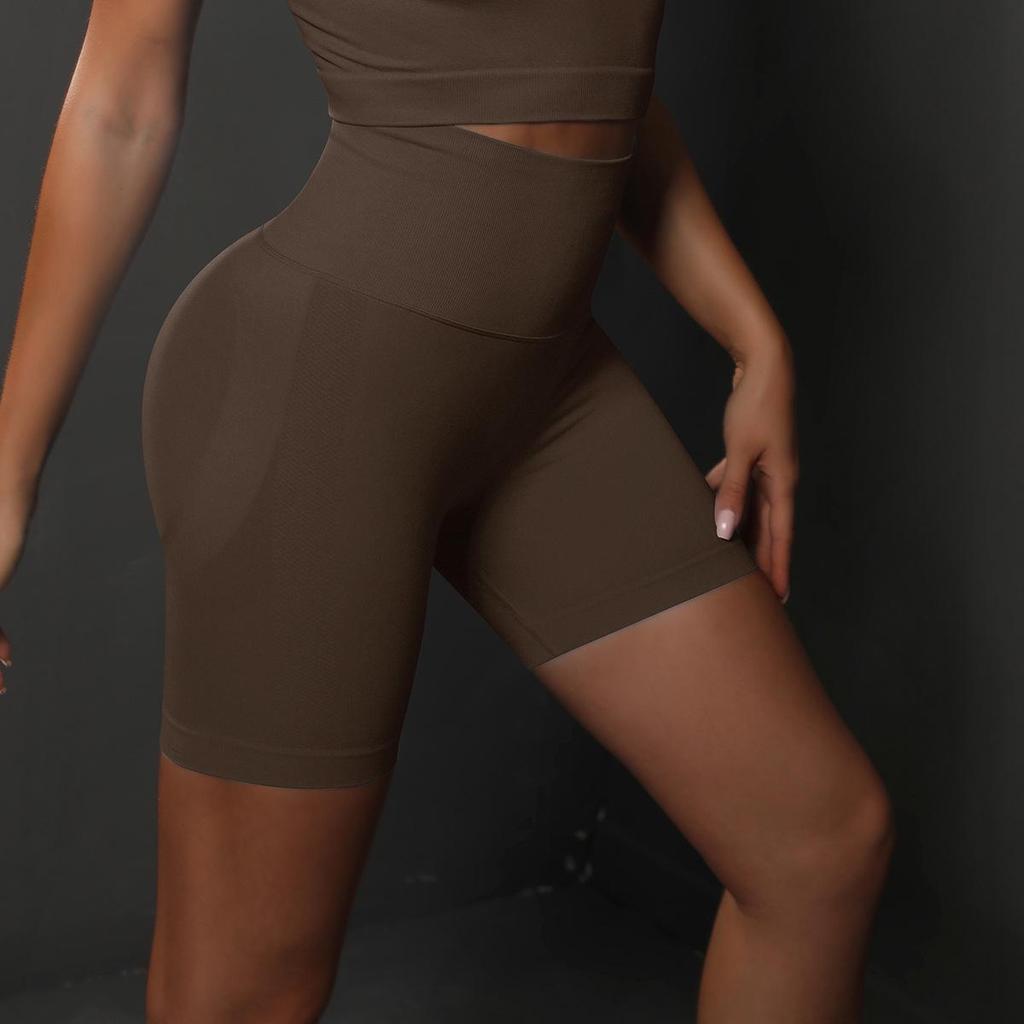 Летние шорты для йоги, стройнящие фигуру: Подтягивающие бедра, эластичные и идеально подходящие для бега