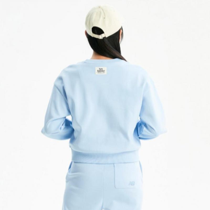 New Balance W Semi Crop Round sWeatshirt nbnce1W222 51 Long Sleeve Tee
