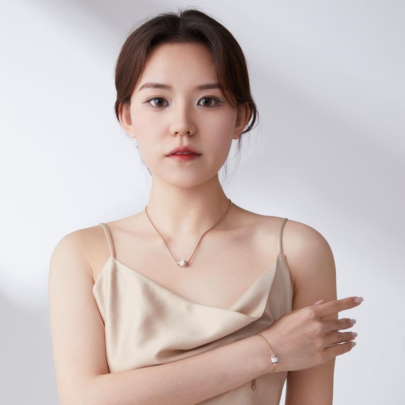 Emporio Armani necklace Fashion Beaded Transfer Beads Small Waist Stainless Steel Diamond Small waist necklace F basic packaging-brand original box