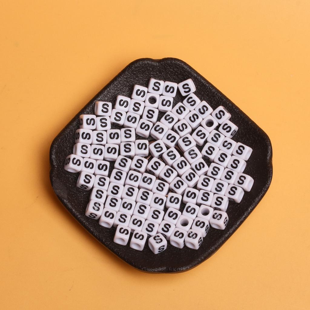 White Black Pendants Handcrafts Beading Material DIY 26 Letters Beads Bracelets Phone Chain 5.5mm Acrylic Big Hole Necklace DIY Jewelry Accessories