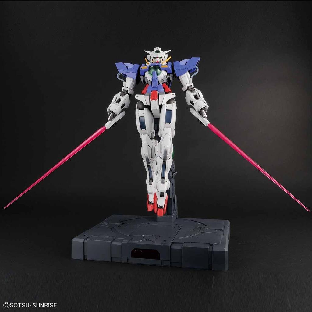 BANDAI SPIRITS PG Mobile Suit Gundam 00 Gundam Exia Scale Plastic Model [Double O] 1/60 Pre-Colored