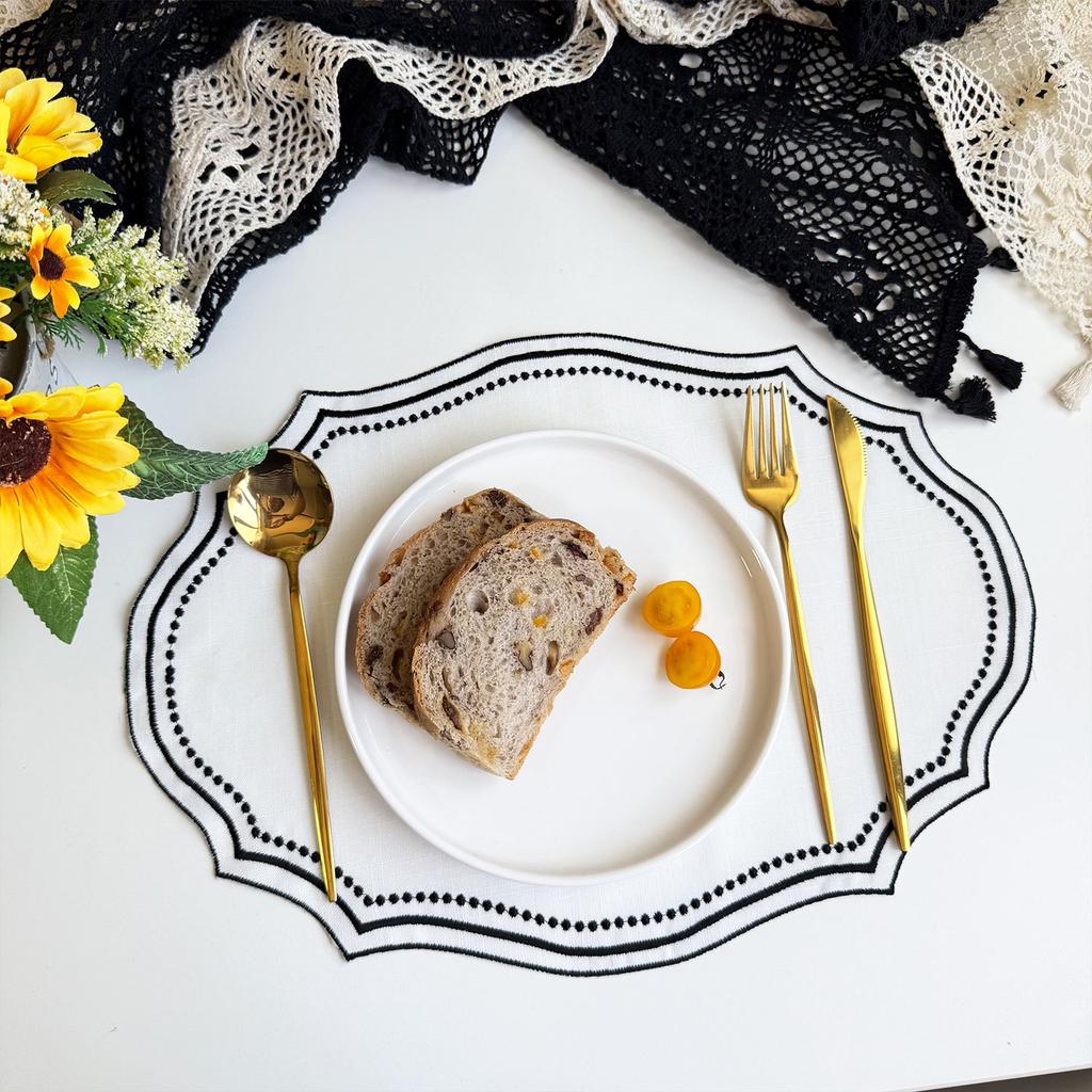 Retro Embroidered Dining Table Placemat French Lace Placemat Washable Decorative Dining Table Napkin Family Kitchen