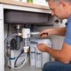 Многофункциональный ключ для раковины и сантехники с 7 сменными головками. Ключ для смесителя для труднодоступных мест. Для дома.