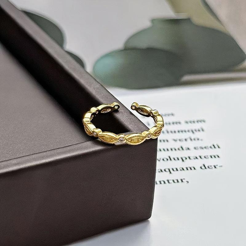 Средневековое французское ретро кольцо с открытой шинкой и полным бриллиантом, модное, с высоким чувством стиля и темпераментом, нишевый дизайн, изысканные бриллиантовые аксессуары для женщин