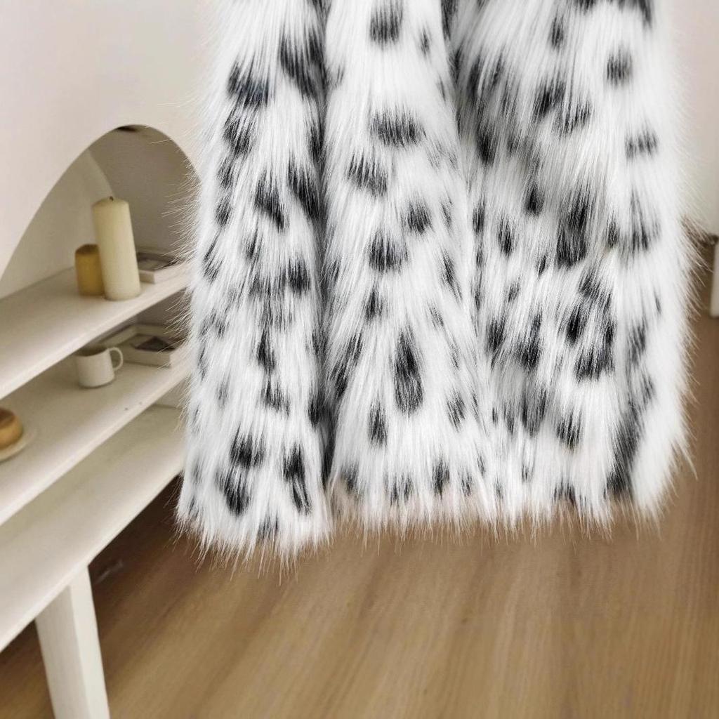 Экологичная пятнистая шуба из искусственного меха лисы - Женская короткая теплая зимняя мода 2025