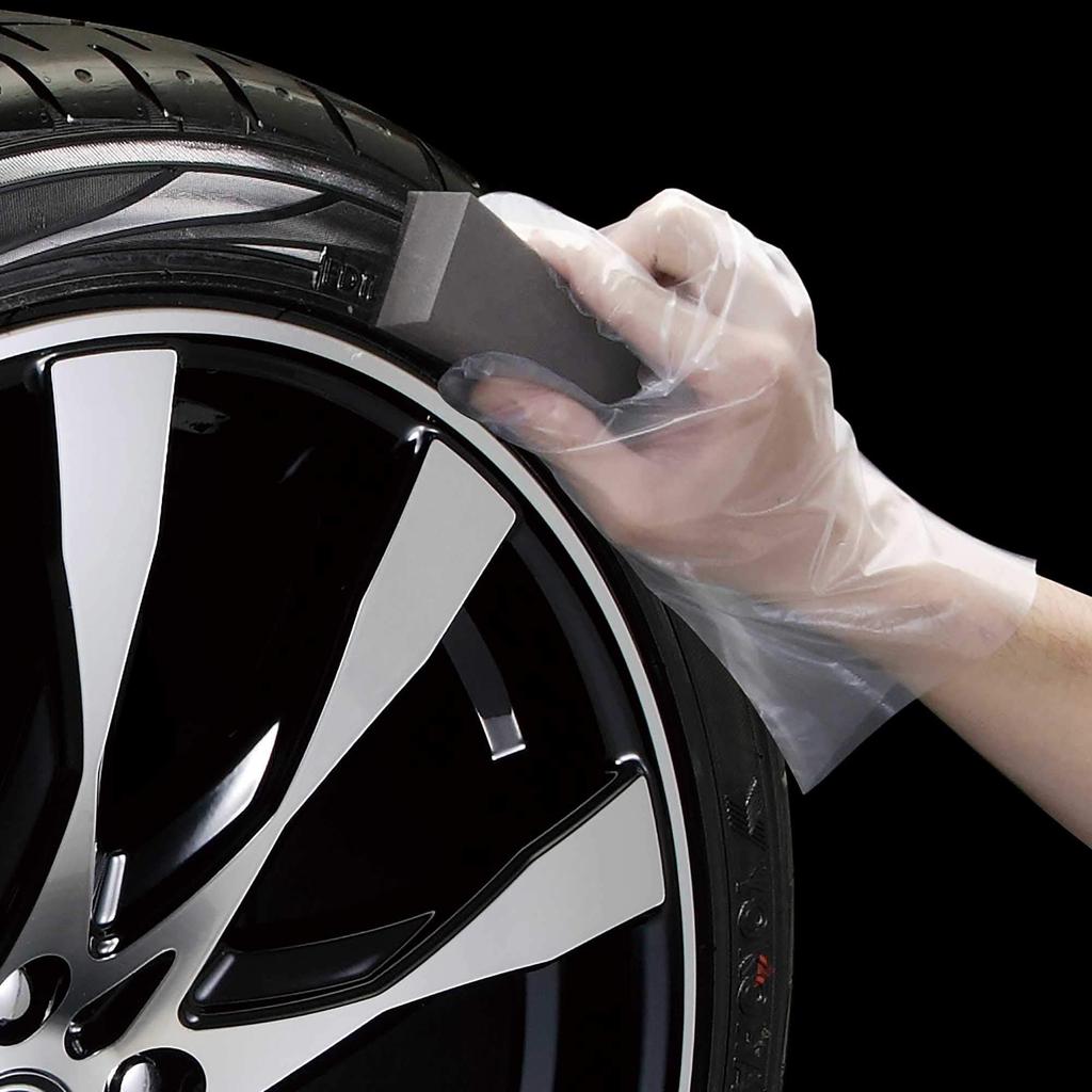 SOFT99 Чернитель шин для защиты и полировки автомобиля Включает две специальные губки и защитное покрытие продукта, Черный, шины. перчатки. код 02082.