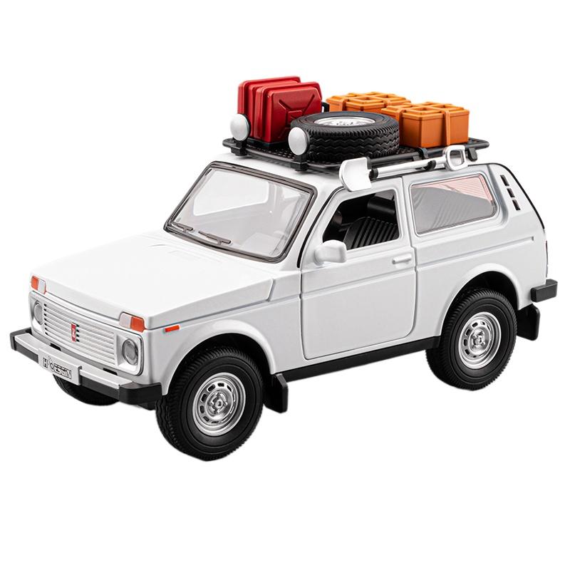 1/24 Российская LADA NIVA ВЕРСИЯ WILD Внедорожник Металлический сплав Литье под давлением Модель автомобиля Домашний Модный & Настольный Дисплей Украшение Рожд
