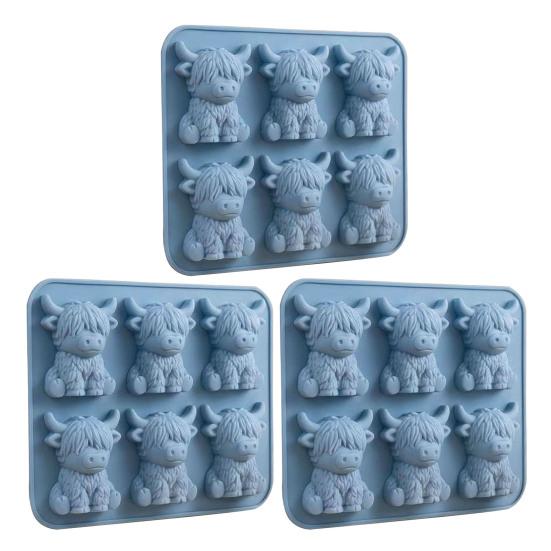 Highland Cow Silicone Ice Cube Tray Food-Grade 3D Mold for Whiskey Cocktails Easy-Release Mini Cow Chocolate Candy Molds for Baking Gummies Fudge
