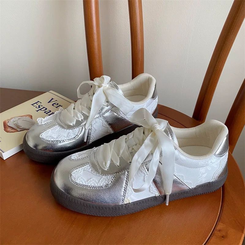 Весна и лето новые ins модные серебристые кроссовки на толстой подошве dad shoes легкие сетчатые дышащие повседневные спортивные туфли