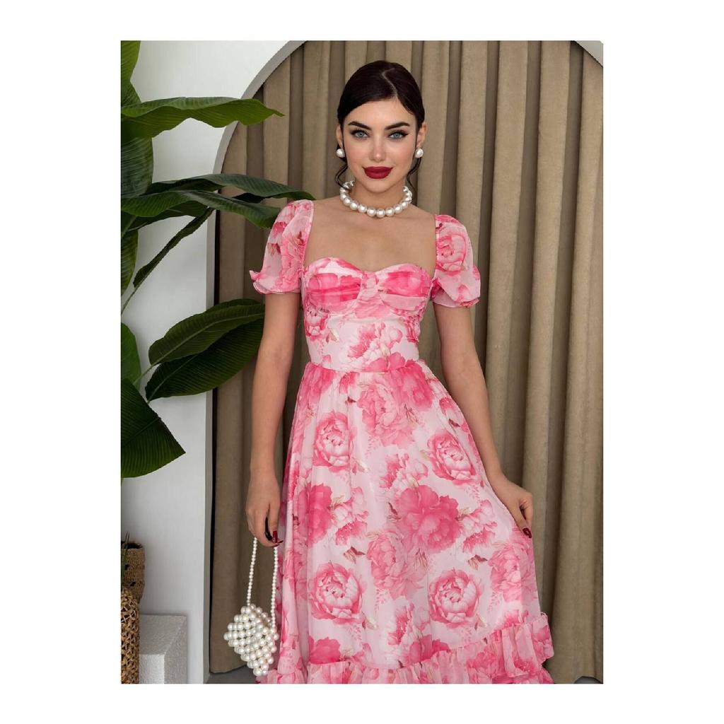 Платье с разрезом и цветочным узором