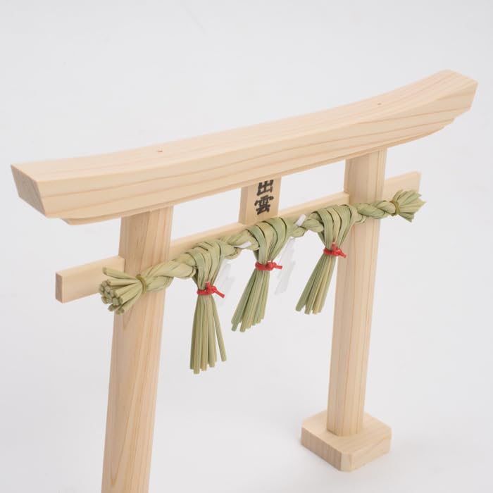 Hiranoya Torii Gate, Izumo Shimenawa, Shinto Shrine, Made in Japan with Hinoki Wood and Rice Straw, 19cm x 16cm