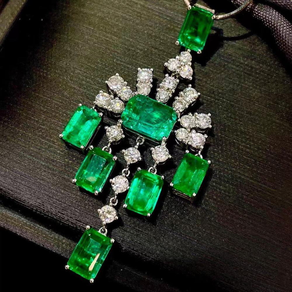 Элегантное ожерелье с имитацией изумруда Роскошный квадратный кулон с полным бриллиантовым дизайном Изысканное мастерство