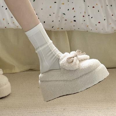 Белые пушистые тапочки высокого класса с толстой подошвой для верхней женской одежды, новинка 2025 года, мягкая на ощупь сумка на голову, легкая хлопковая швабра