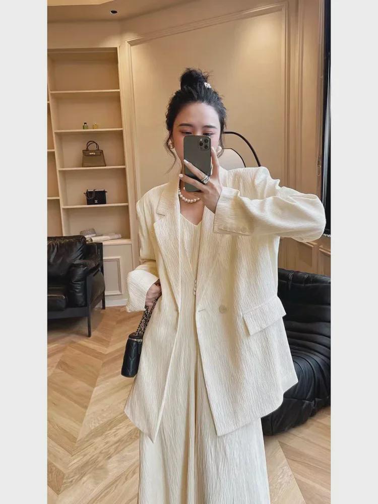 Женский костюм-двойка больших размеров: Длинная юбка на подтяжках и блейзер на весну/осень