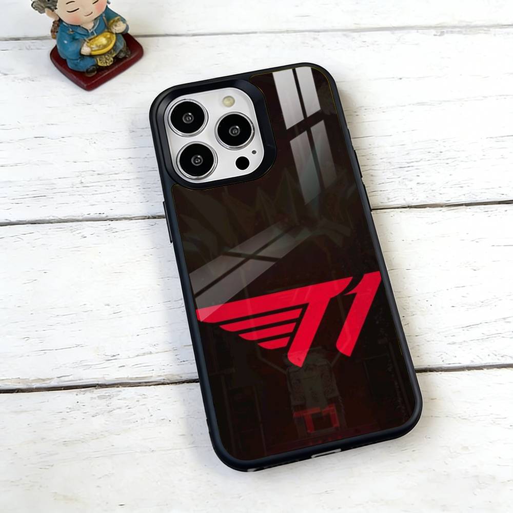 Крутой чехол для телефона T-T1 SKT для iPhone17,16,15,14,13,12,11 Plus,Pro Магнитный с поддержкой Magsafe Беспроводной зарядки