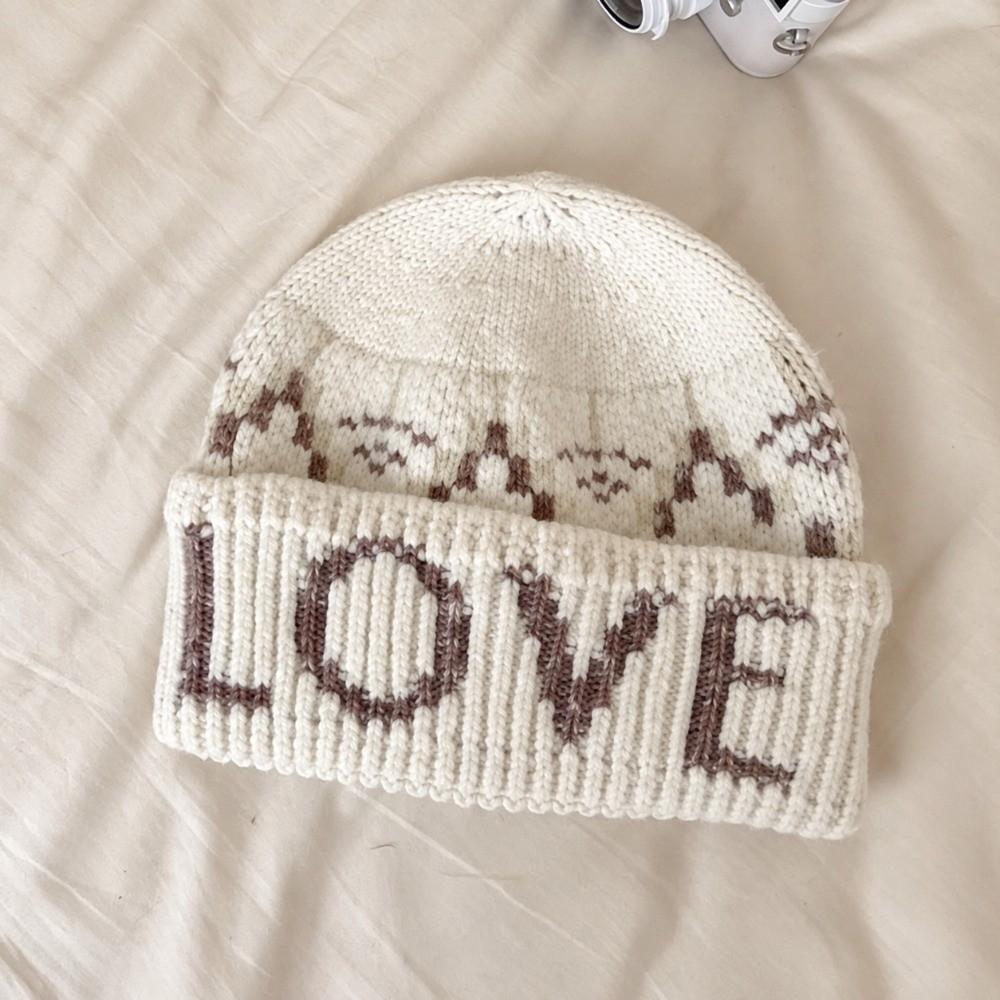 Polyester Slouchy Beanie Knitted Hat Face Slimming Warm Thick Winter Hat For Women
