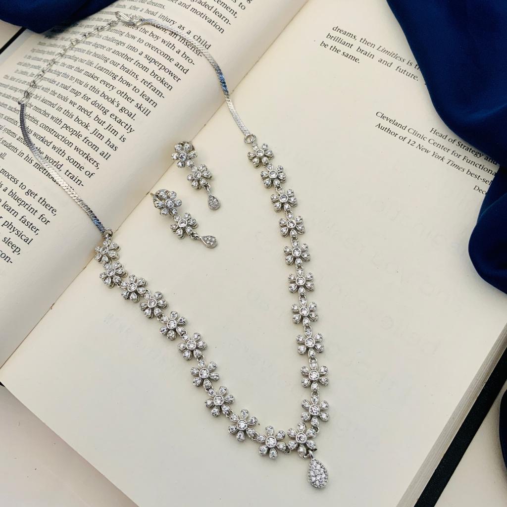 Silver Plated Diamond Round Necklace Set Diamond Necklace Set for Women