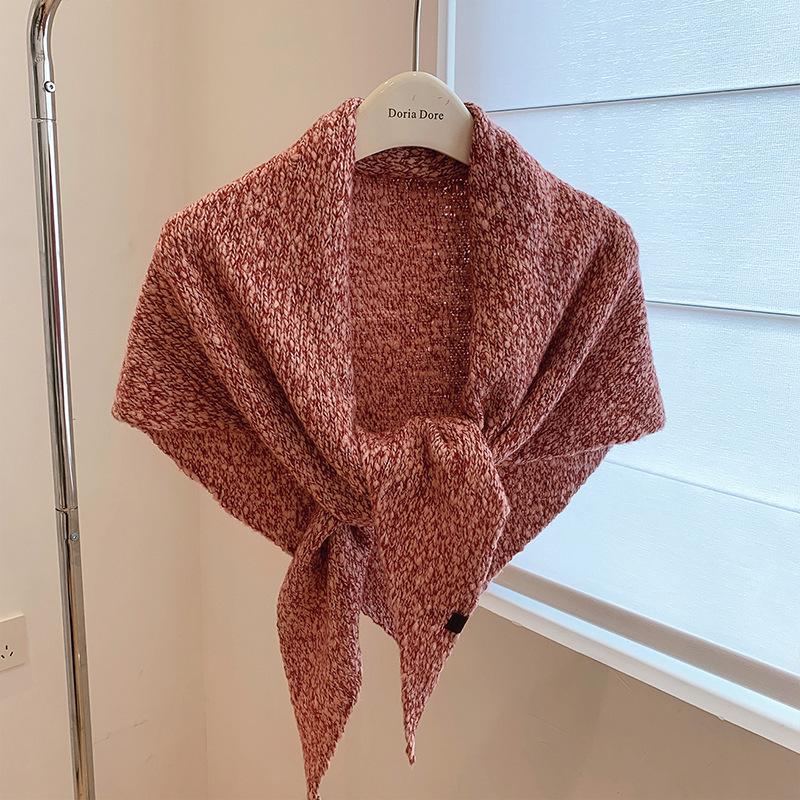 Clipped pattern knitted triangle scarf autumn and winter new versatile small scarf simple temperament shawl warm scarf