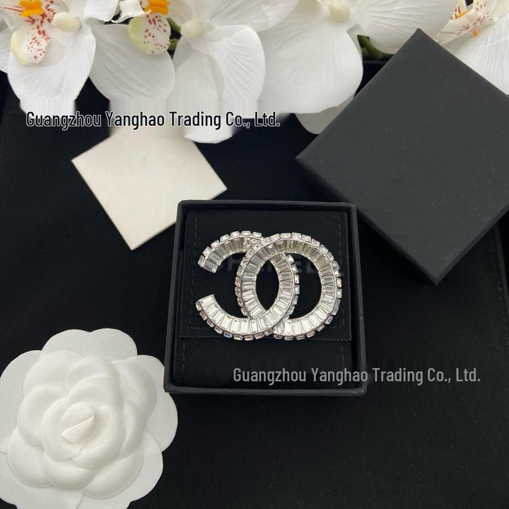 Seiko Coco Style Women's High-Quality Double C Square Diamond Brooch Pin