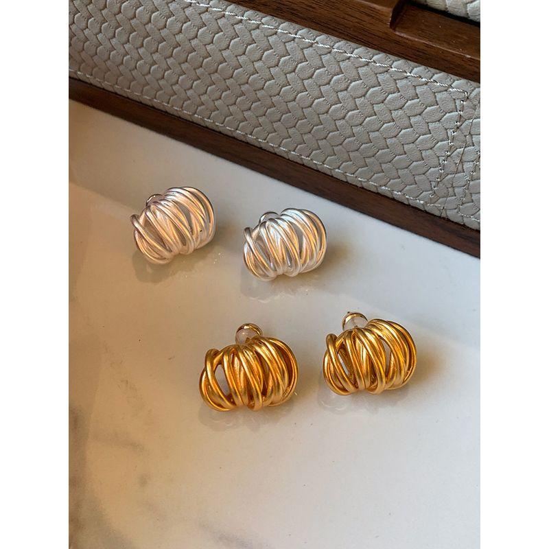American Hollow Frosted Vintage Matte Gold and Silver Color Line Earrings Female Accessible Luxury Special-Interest Design Classy Ear Studs Earrings