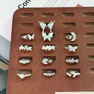 Retro Enamel Smudged Gray-Green Butterfly Personalized Opening Ring Female White Exquisite Flower High-End Super Fairy Ring