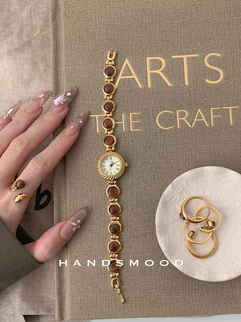 New Elegant Women'S Wristwatch, Retro Round Design, High-End Quartz Watch, Stylish And Sophisticated Women'S Timepiece.