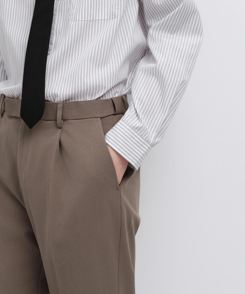 MUSINSA STANDARD Wide Hidden Banding Slacks [Dusty Beige]