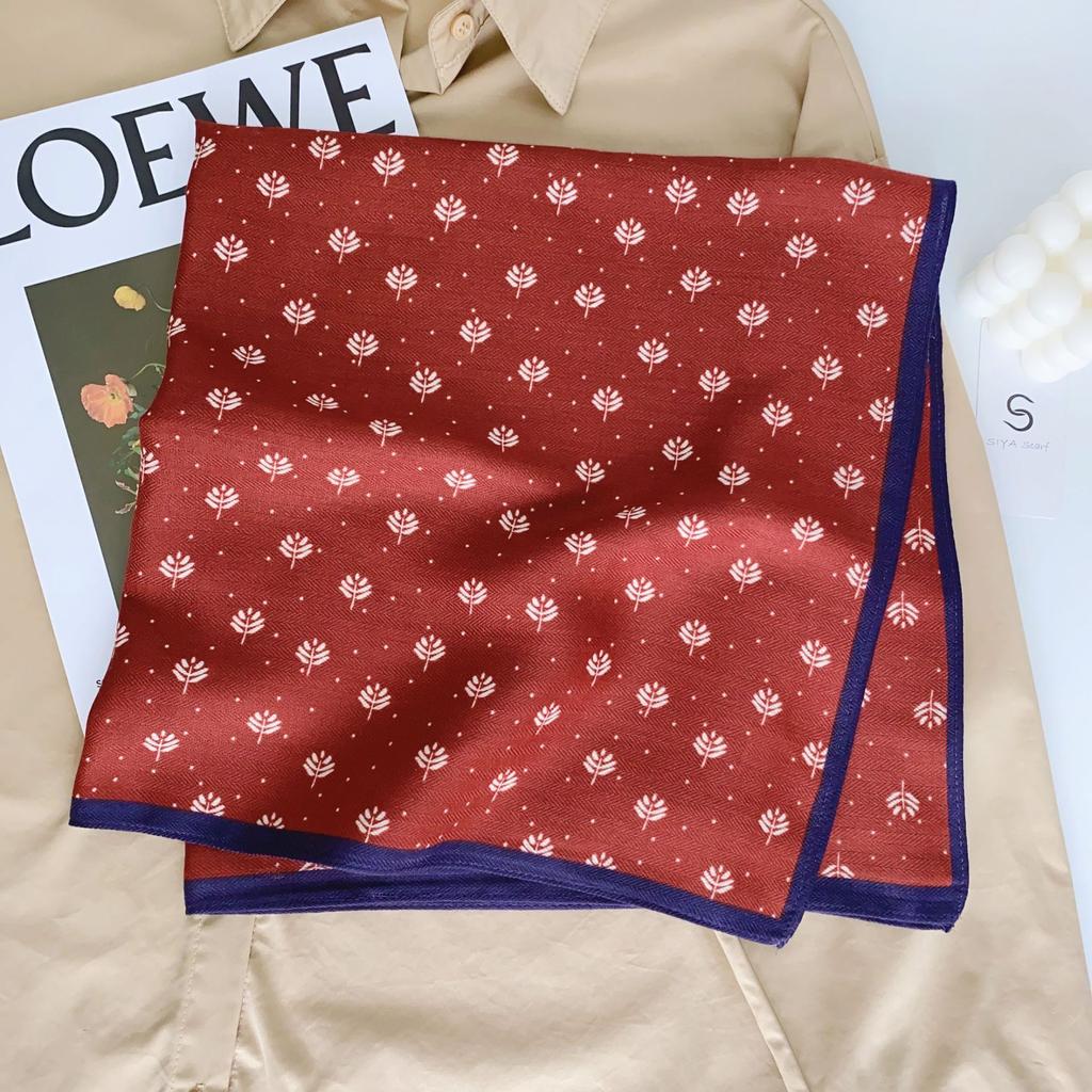 2024 New Fashionable Versatile Silk Scarf 68 Cm Printed Sunscreen Decorative Small Square Scarf Velvet Texture Scarf