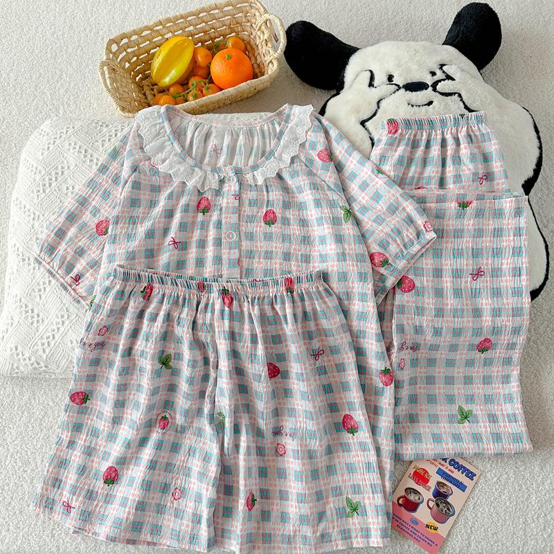 Cute Strawberry Pajamas Women'S Summer Short-Sleeved Cloud Cotton Round Neck Lace Loungewear Three-Piece Set