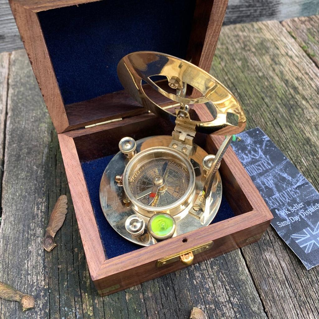 Sundial Compass Solid Brass Vintage Nautical Retro Steampunk Polished Hardwood Box Marine Compass Vintage Nautical Compass and Hardwood Box