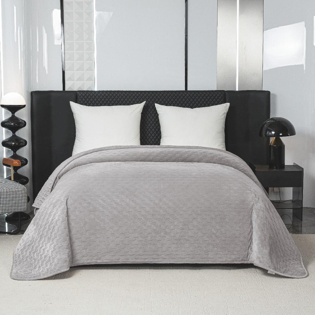 Elegancka Narzuta 170X210 Cm Z Jasnoszarą Lamówką