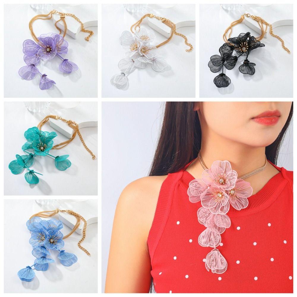 Luxury Cutout Flower Neck Pendant Zinc Zinc Alloy Floral Tassel Necklace Exaggerated Flower Necklace Girls