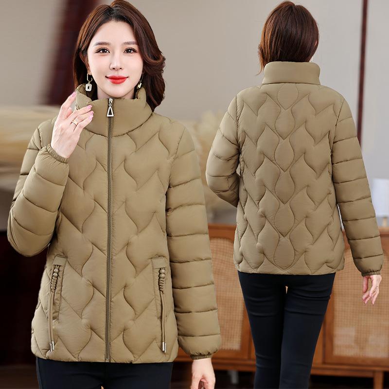 Хлопковая одежда женская стеганая куртка 2025 новая осень и зима ветрозащитная теплая повседневная универсальная хлопковая одежда короткая хлопковая куртка